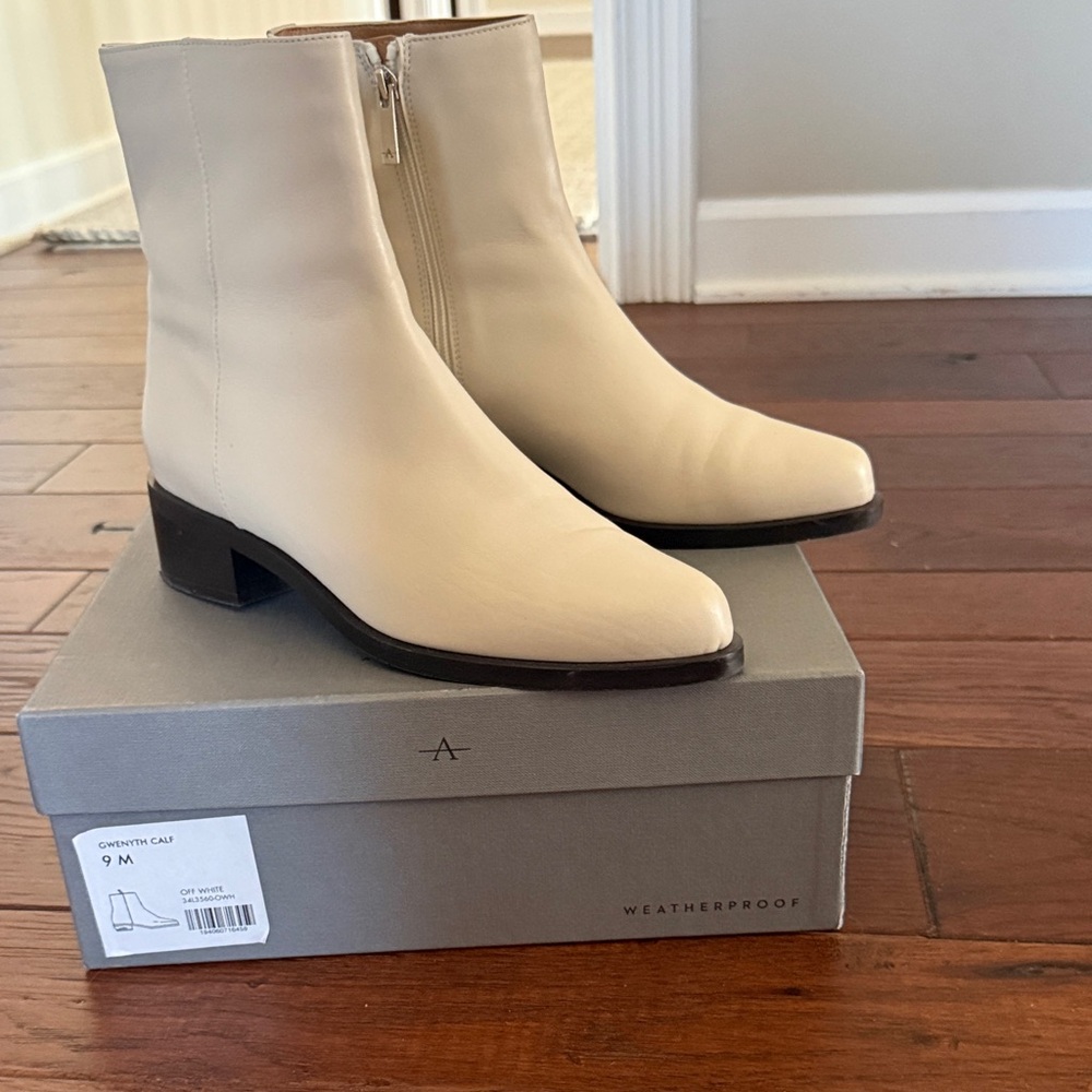 Aquatalia Weatherproof Off-White Ankle Boots